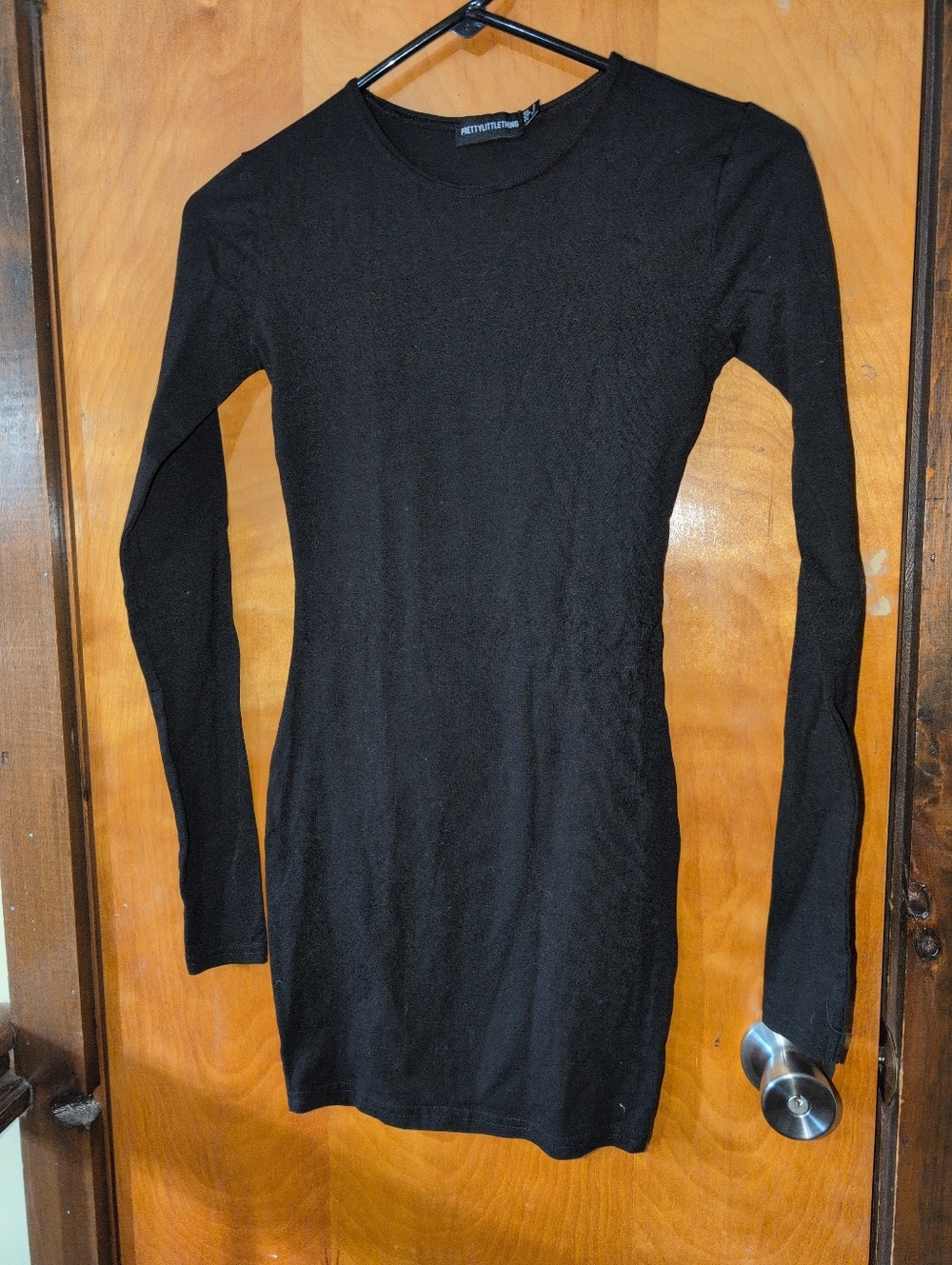 PrettyLittleThing Woman's Size 0 Black Long Sleeve Shirt